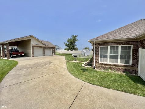 1992 Austin James Lane Seymour IN 47274