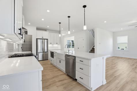 6882 Linden Woods Drive Avon IN 46123