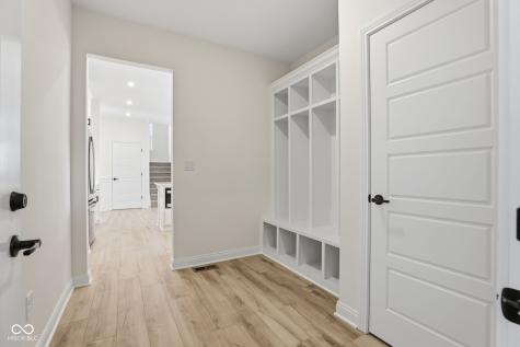 6882 Linden Woods Drive Avon IN 46123