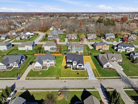 6882 Linden Woods Drive Avon IN 46123