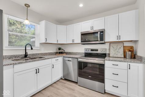 1818 Kessler Boulevard W Drive Indianapolis IN 46228