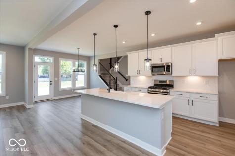 6894 Renoir Way Avon IN 46123