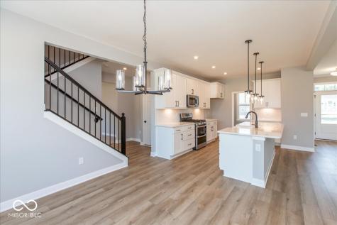 6894 Renoir Way Avon IN 46123