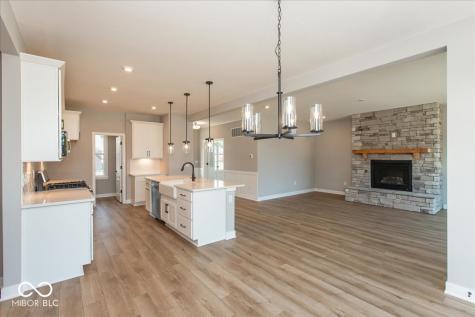 6894 Renoir Way Avon IN 46123
