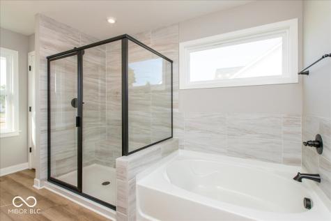 6894 Renoir Way Avon IN 46123