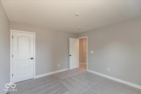 6894 Renoir Way Avon IN 46123