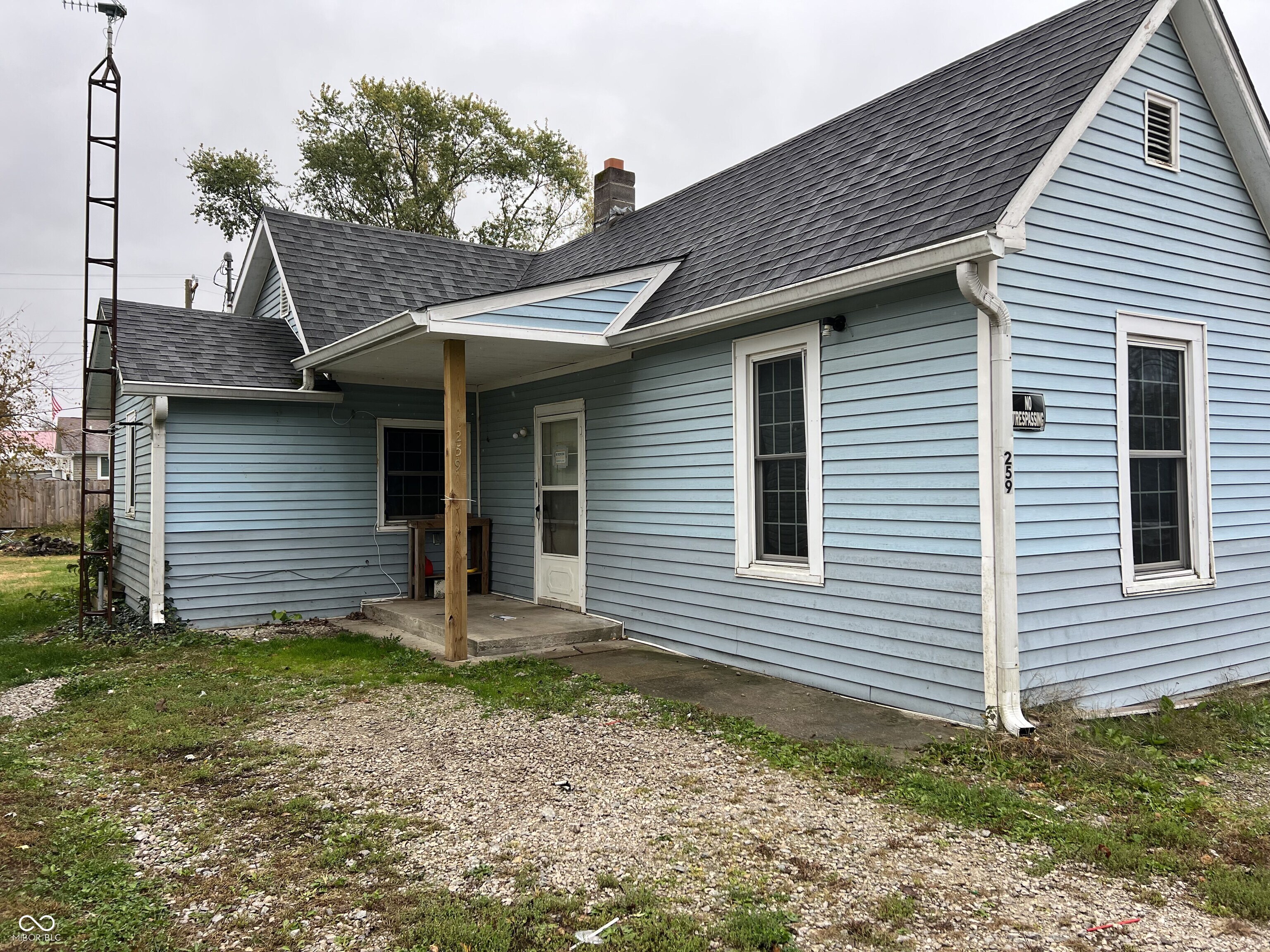 259 N Pine Street Morgantown IN 46160