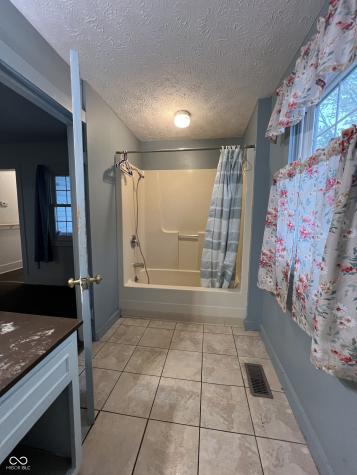 259 N Pine Street Morgantown IN 46160