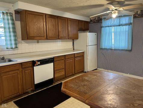 259 N Pine Street Morgantown IN 46160