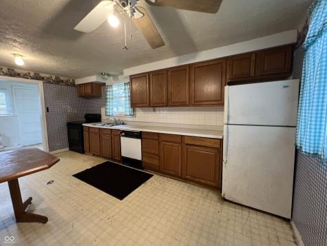 259 N Pine Street Morgantown IN 46160