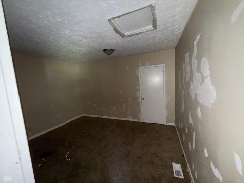 10025 Catalina Drive Indianapolis IN 46235