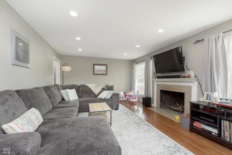 7026 Spring Mill Road Indianapolis IN 46260