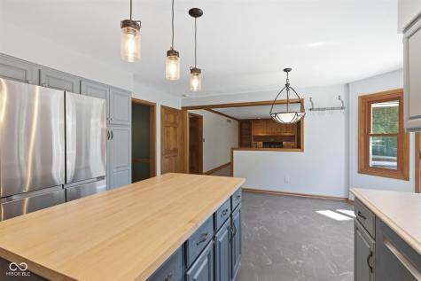 8090 Bowline Drive Indianapolis IN 46236