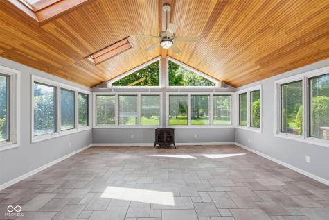 8090 Bowline Drive Indianapolis IN 46236