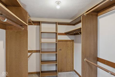 8090 Bowline Drive Indianapolis IN 46236