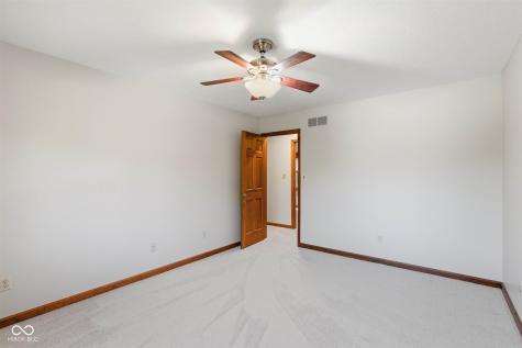 8090 Bowline Drive Indianapolis IN 46236