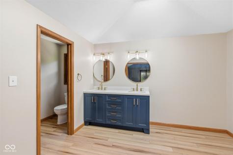 8090 Bowline Drive Indianapolis IN 46236