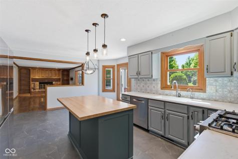 8090 Bowline Drive Indianapolis IN 46236