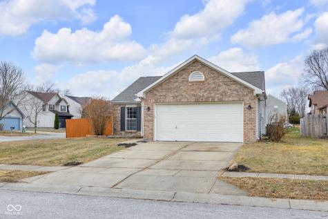 5226 Lakemanor Drive Indianapolis IN 46254