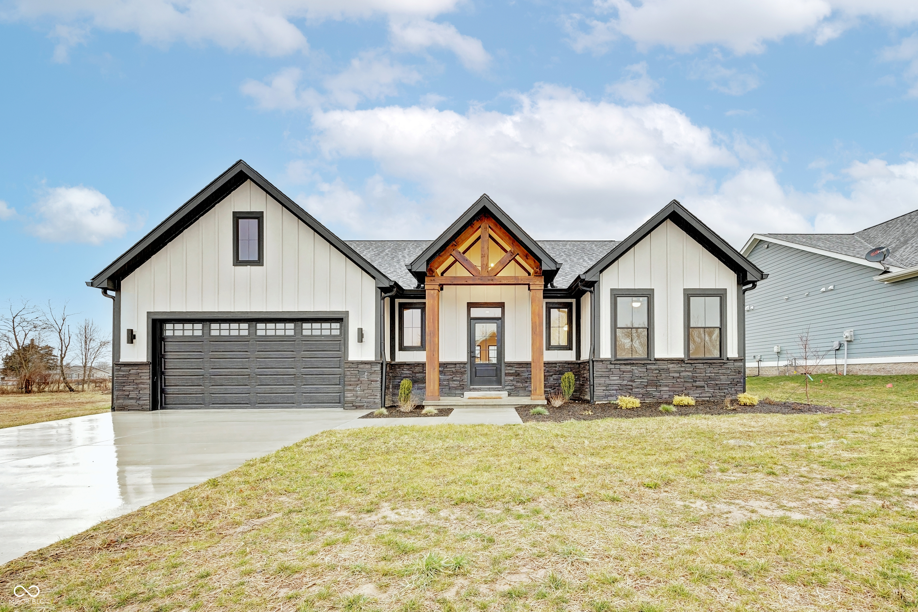 7612 W Saddle Gate Drive Bloomington IN 47404