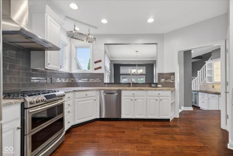 8944 Crystal River Drive Indianapolis IN 46240