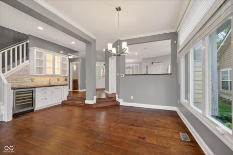 8944 Crystal River Drive Indianapolis IN 46240