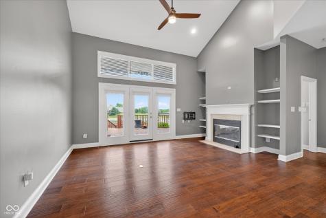 8944 Crystal River Drive Indianapolis IN 46240