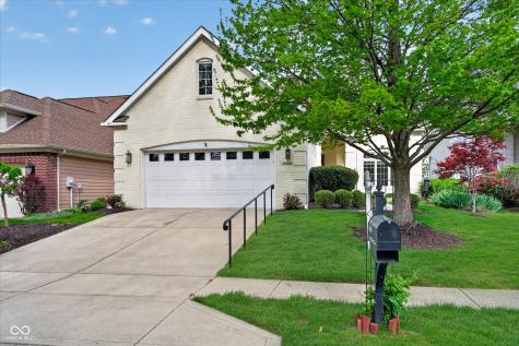 8944 Crystal River Drive Indianapolis IN 46240