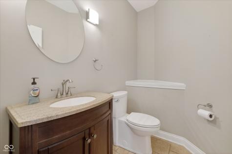 8944 Crystal River Drive Indianapolis IN 46240