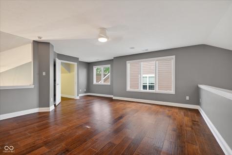 8944 Crystal River Drive Indianapolis IN 46240