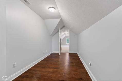 8944 Crystal River Drive Indianapolis IN 46240