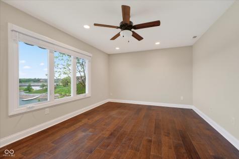 8944 Crystal River Drive Indianapolis IN 46240