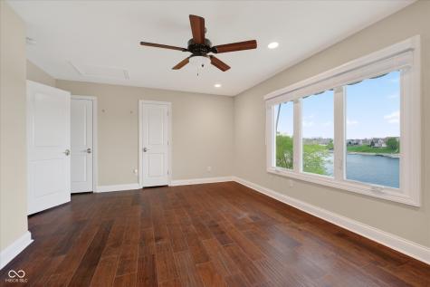 8944 Crystal River Drive Indianapolis IN 46240