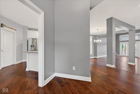 8944 Crystal River Drive Indianapolis IN 46240
