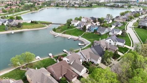 8944 Crystal River Drive Indianapolis IN 46240