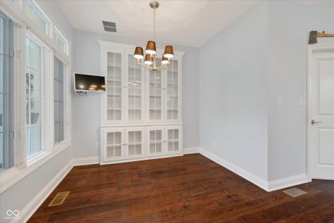 8944 Crystal River Drive Indianapolis IN 46240