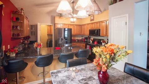1605 Warren Lake Court Indianapolis IN 46229