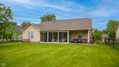 1605 Warren Lake Court Indianapolis IN 46229