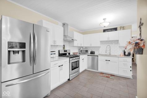 4611 E County Road 100 N Avon IN 46123