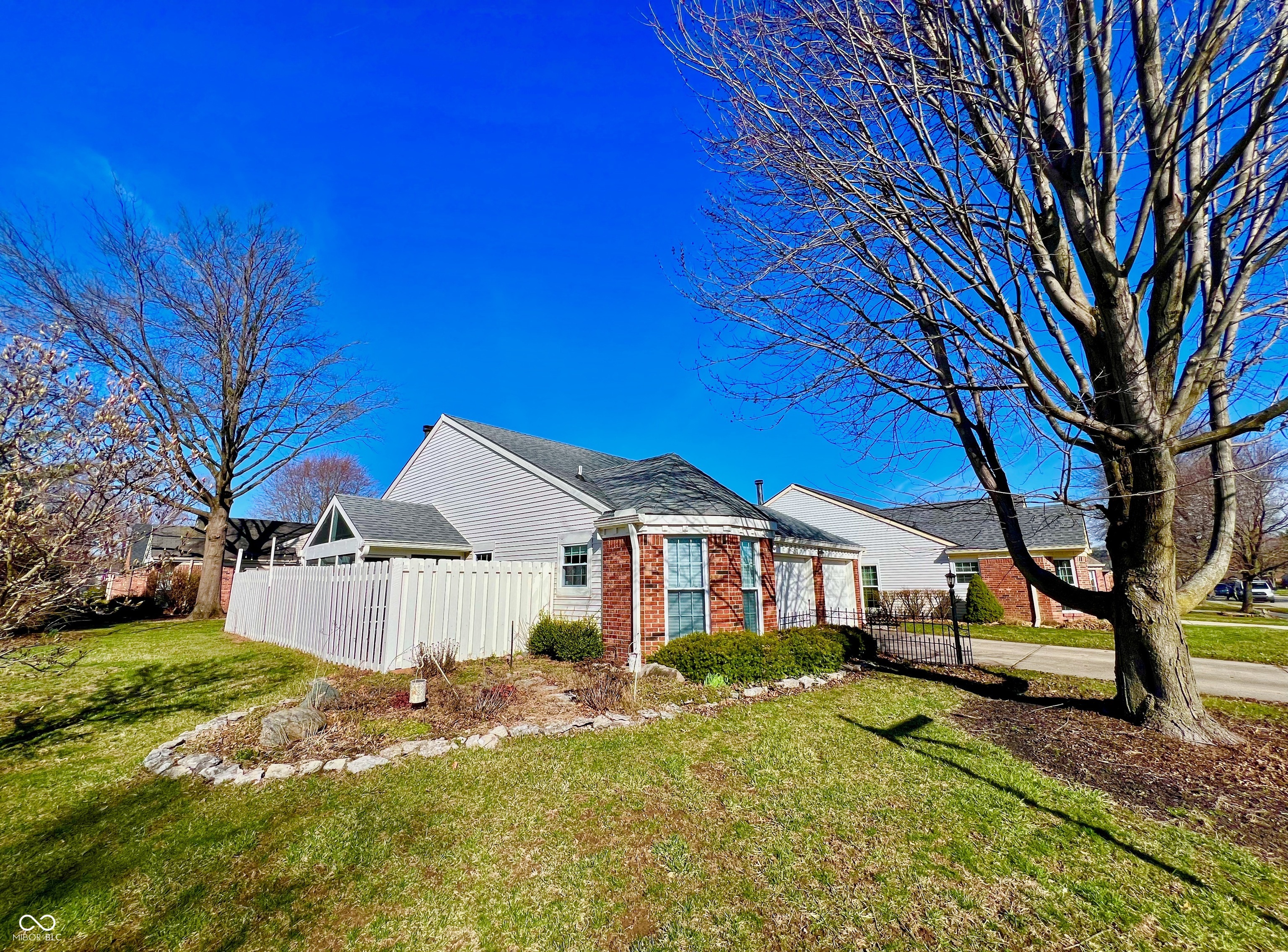 9390 Charter Drive Indianapolis IN 46250
