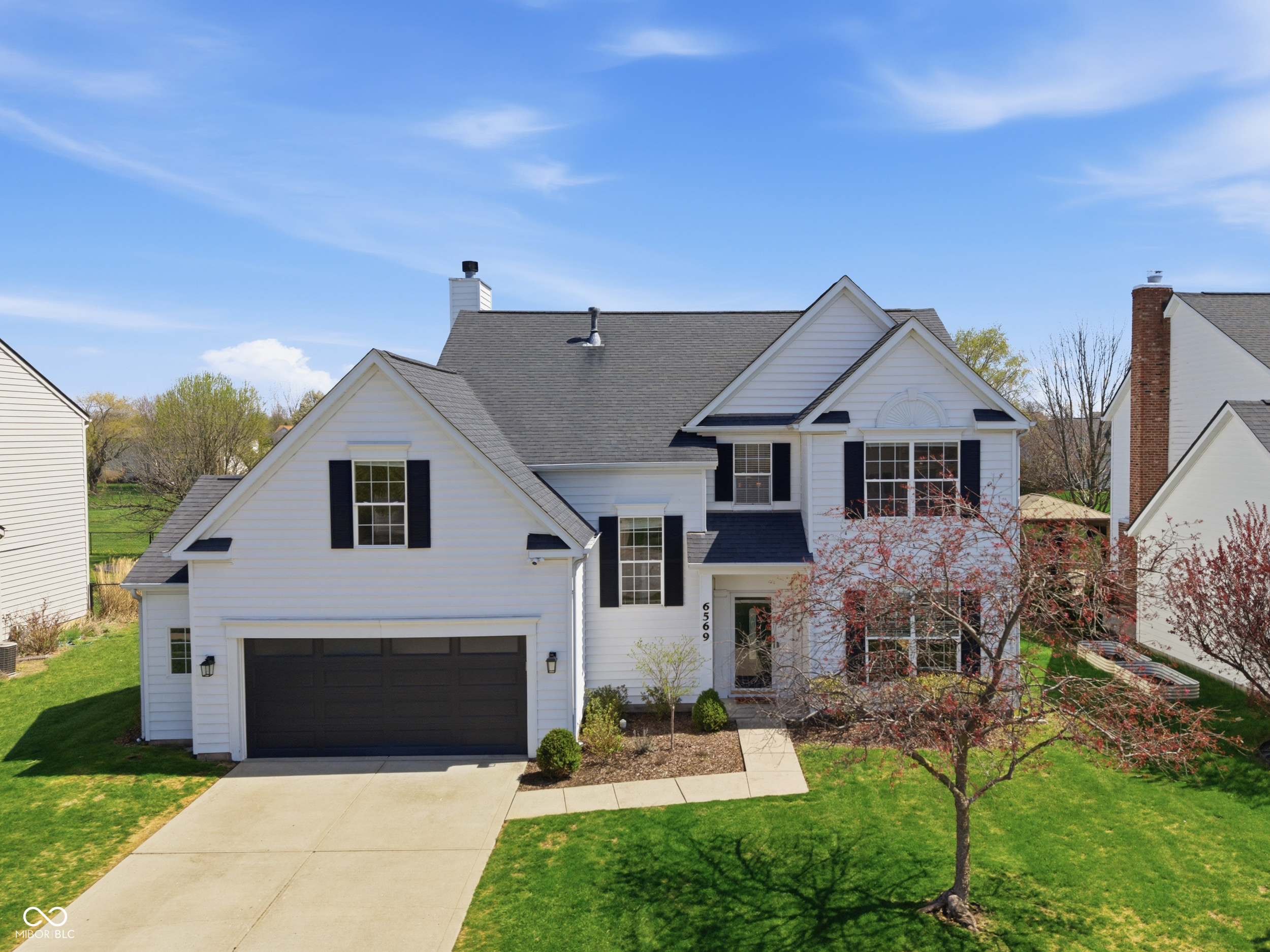 6569 Hunters Ridge S Zionsville IN 46077