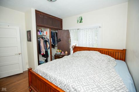 405 S Mulberry Street Fairland IN 46126