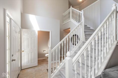 6481 Timber Leaf Lane Indianapolis IN 46236