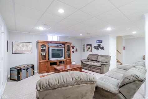 8344 Hunters Meadow Court Indianapolis IN 46259