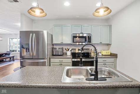 894 Kelly Pass Greenwood IN 46143