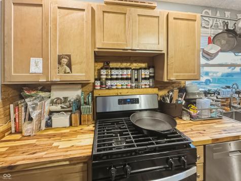 6421 S State Road 59 Clay City IN 47841