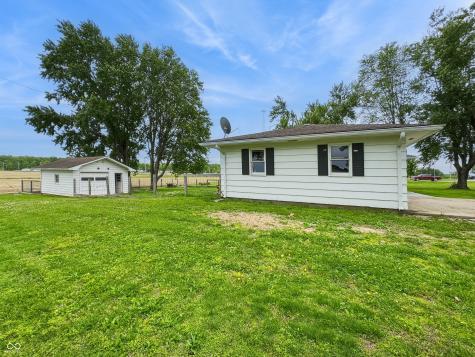 6421 S State Road 59 Clay City IN 47841