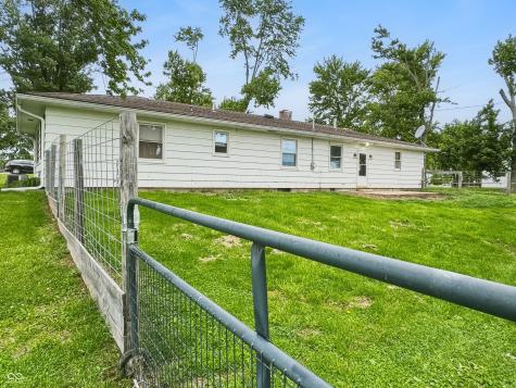 6421 S State Road 59 Clay City IN 47841