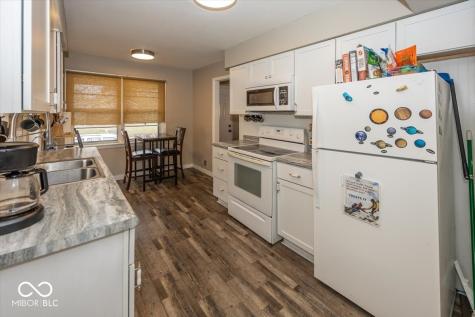 229 S 4th Avenue Beech Grove IN 46107