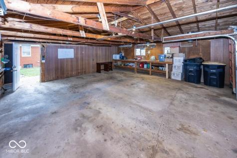 229 S 4th Avenue Beech Grove IN 46107